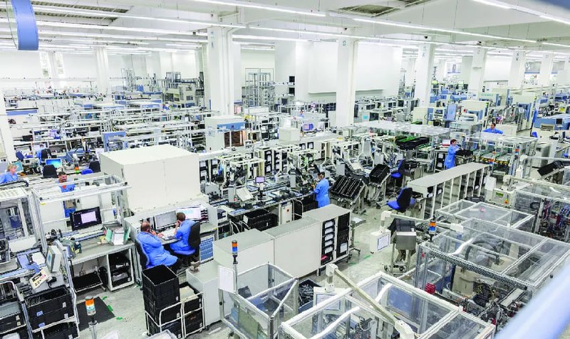 西门子安贝格AI工厂内部